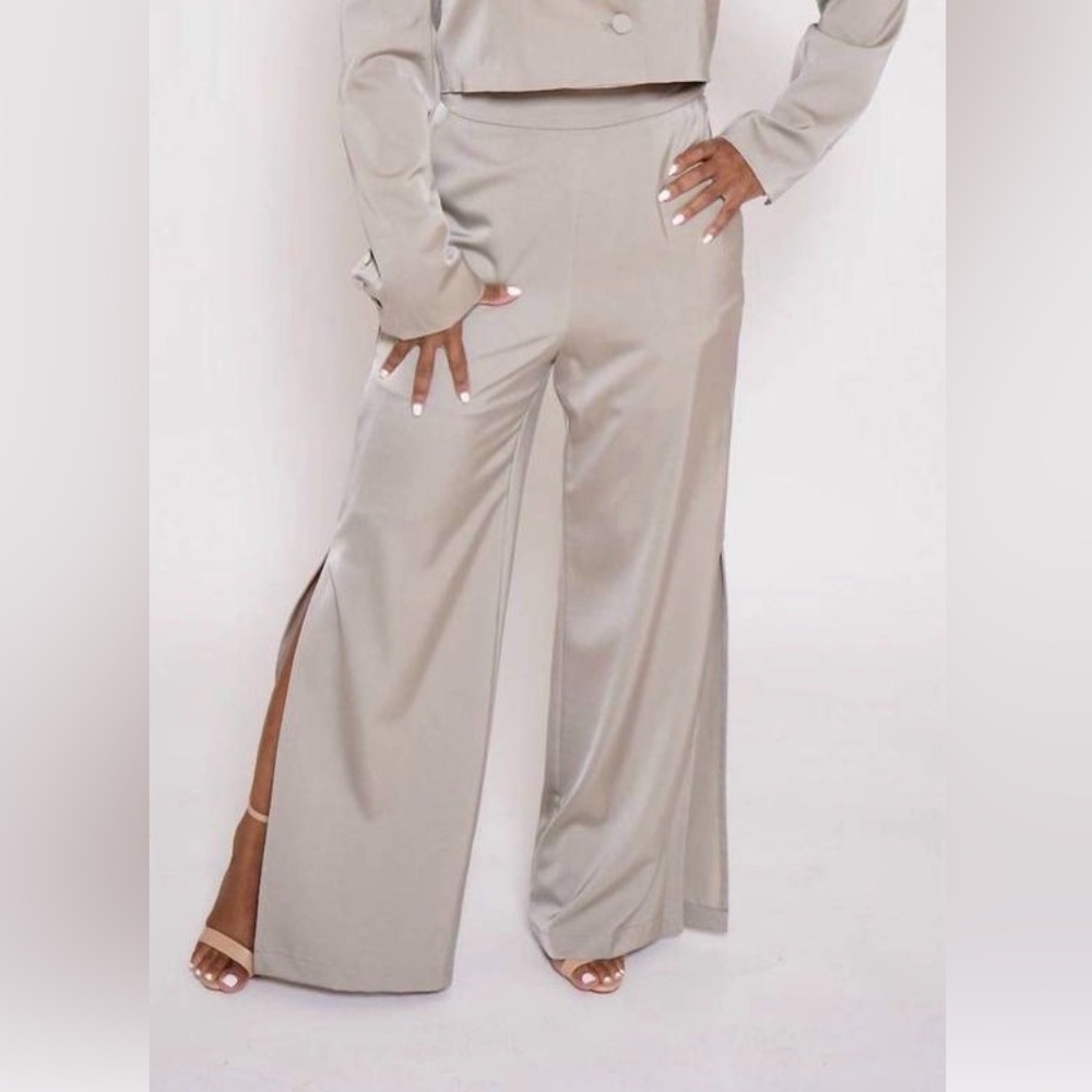 NWOT BLACK Crescent Silky Slacks with Sultry Slit